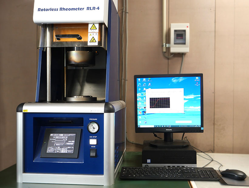 未加硫ゴム試験機